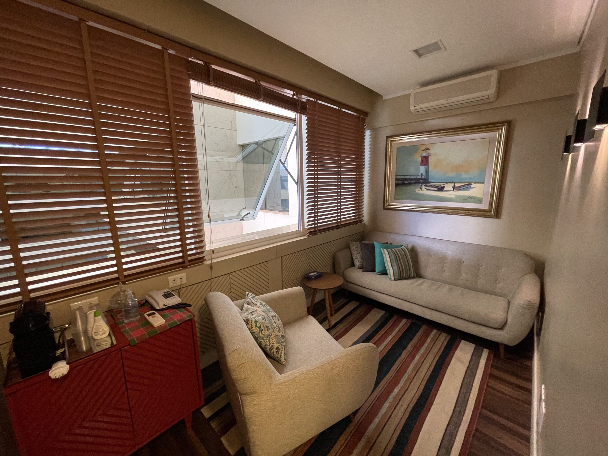 Consultório de Psicologia para sublocação no Inpa - sala Todorov.